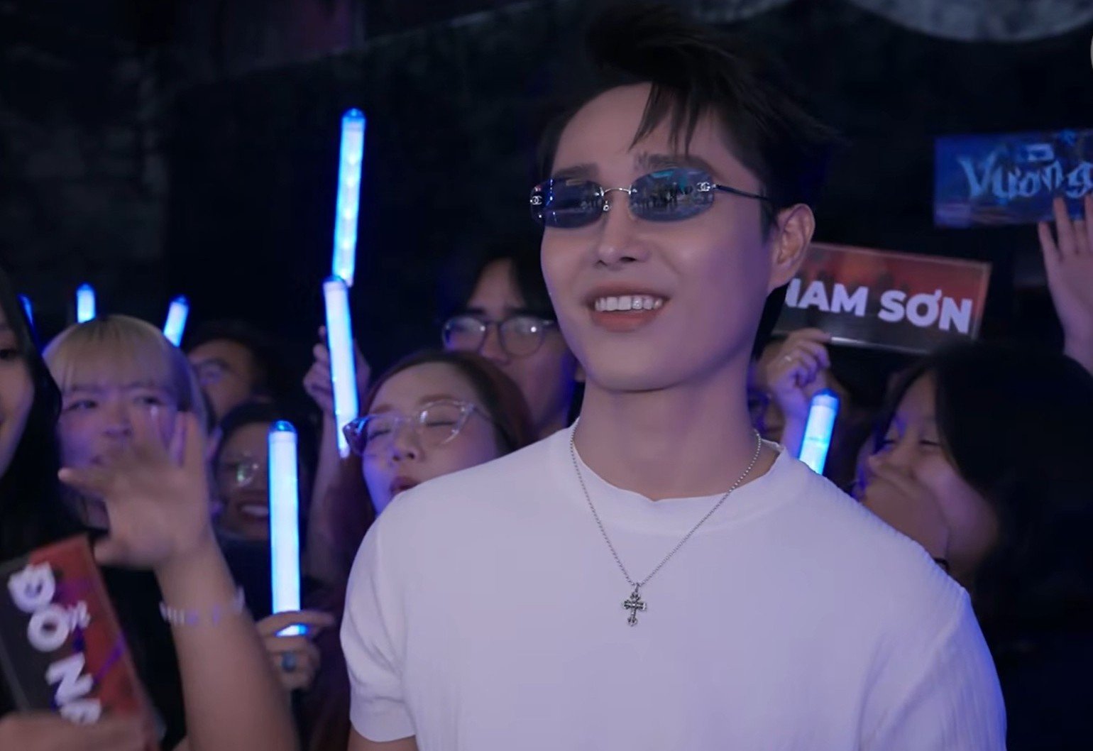 Tang Duy Tan anh 1