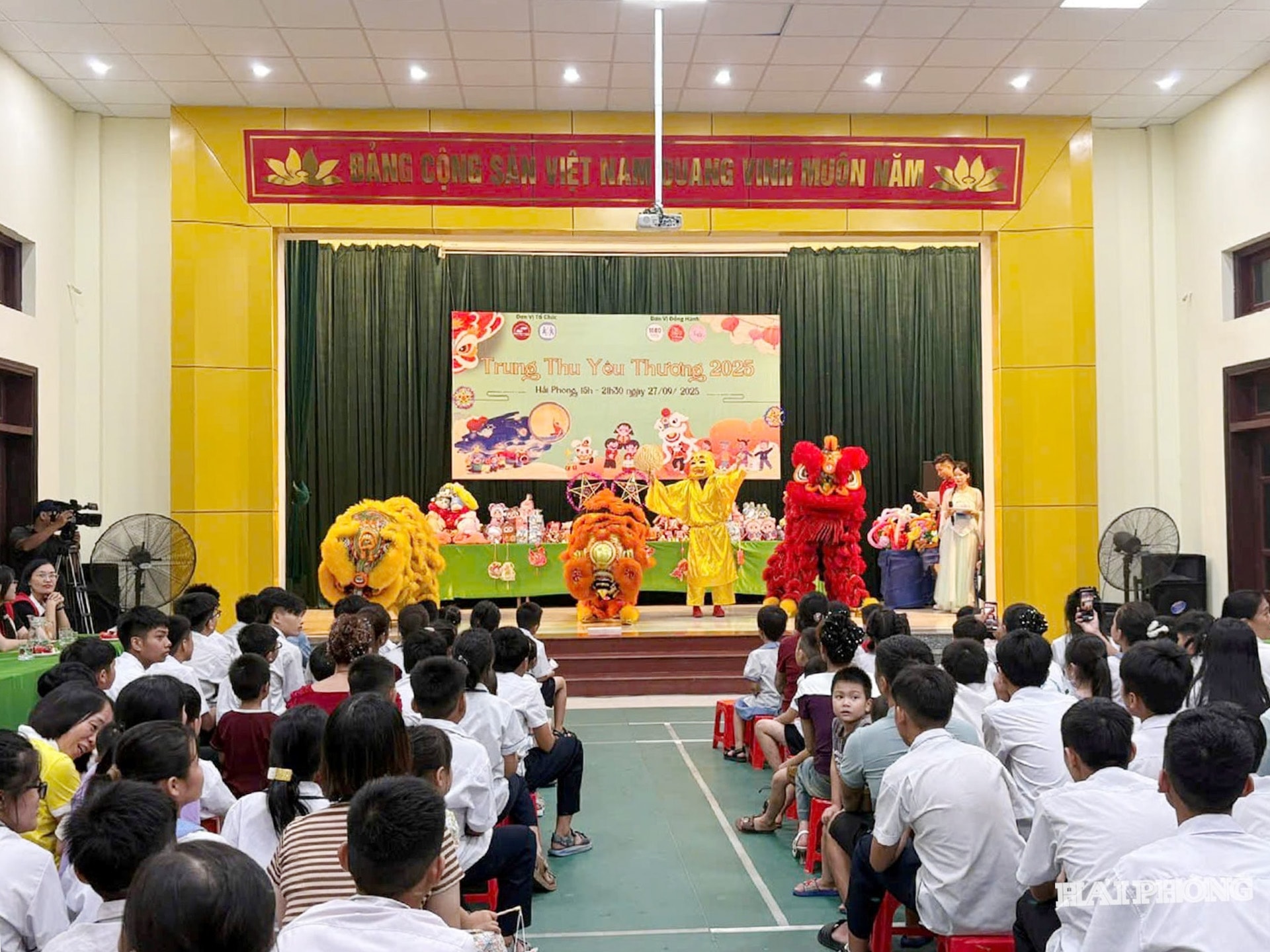trung-thu-sos3.jpg