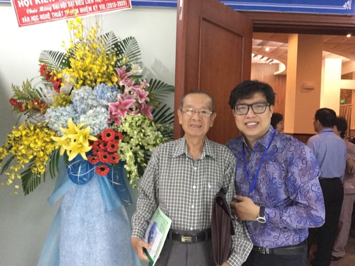 Gia đình NSND Đinh Bằng Phi Trao tặng nguồn tư liệu quý cho Nhà hát Nghệ thuật Hát bội TP HCM - Ảnh 2.