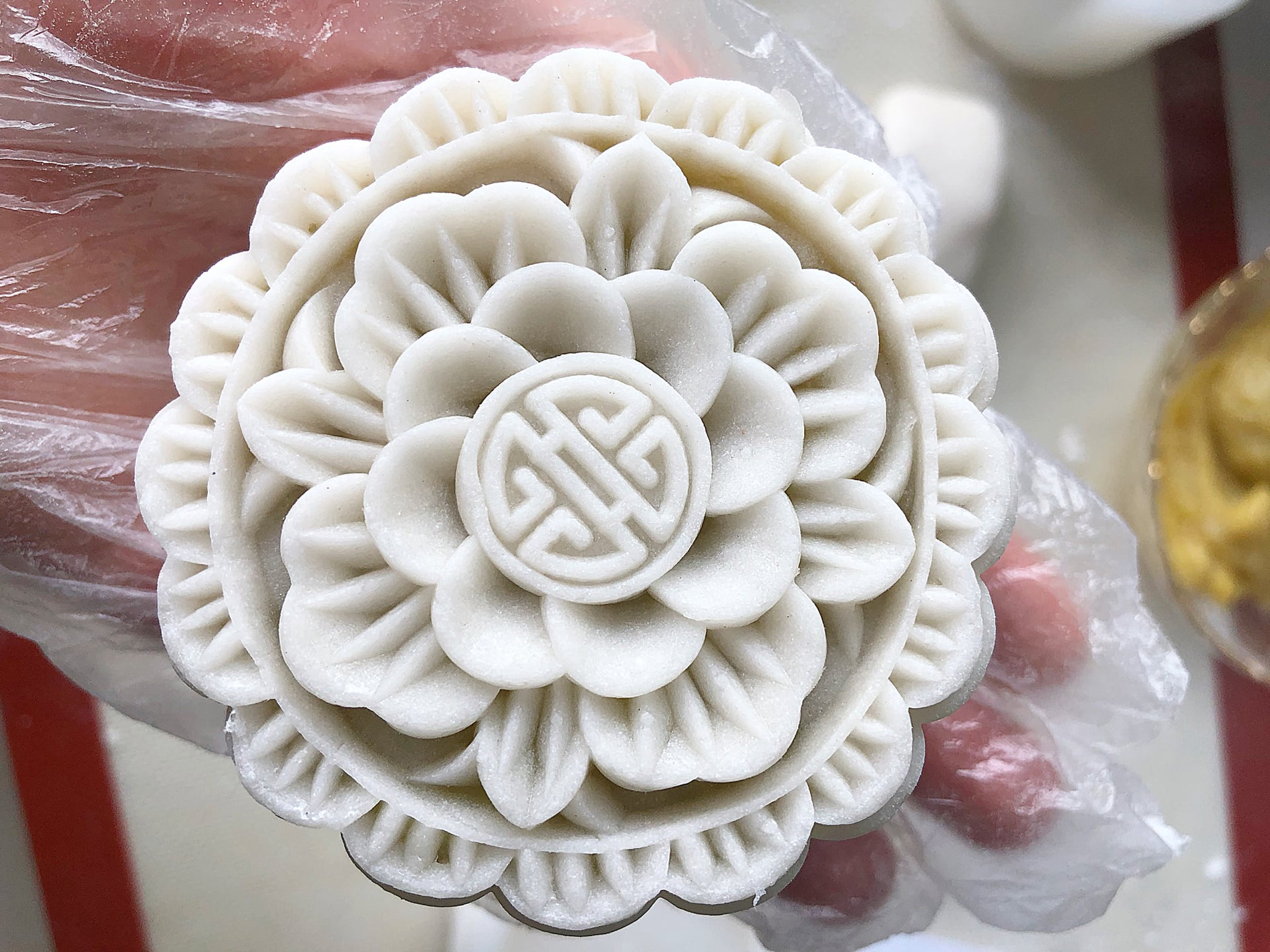 Thanh Thuy Pear Mooncake.png