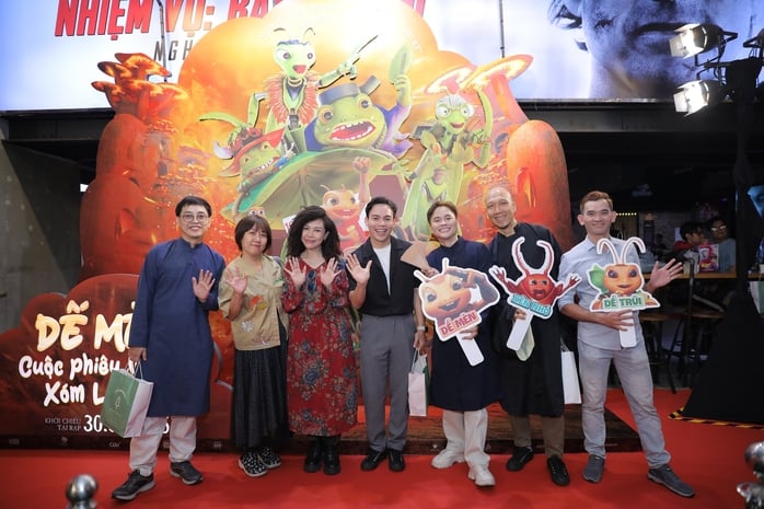 Loạt nghệ sĩ hào hứng chúc mừng 