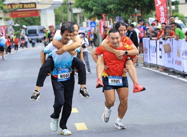 Sốc với kỷ lục mới được lập sâu tại giải quốc tế Green Marathon 2025- Ảnh 4.