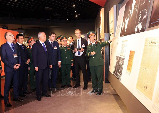 Photo caption