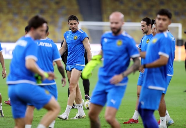 ベトナムサッカー界は年初に素晴らしいニュースを受け取る。マレーシアはAFCに0-3で負けることが確実だ - 画像2。