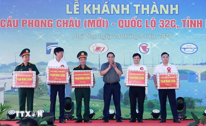 ttxvn-2809-thu-tuong-cau-phong-chau-11.jpg