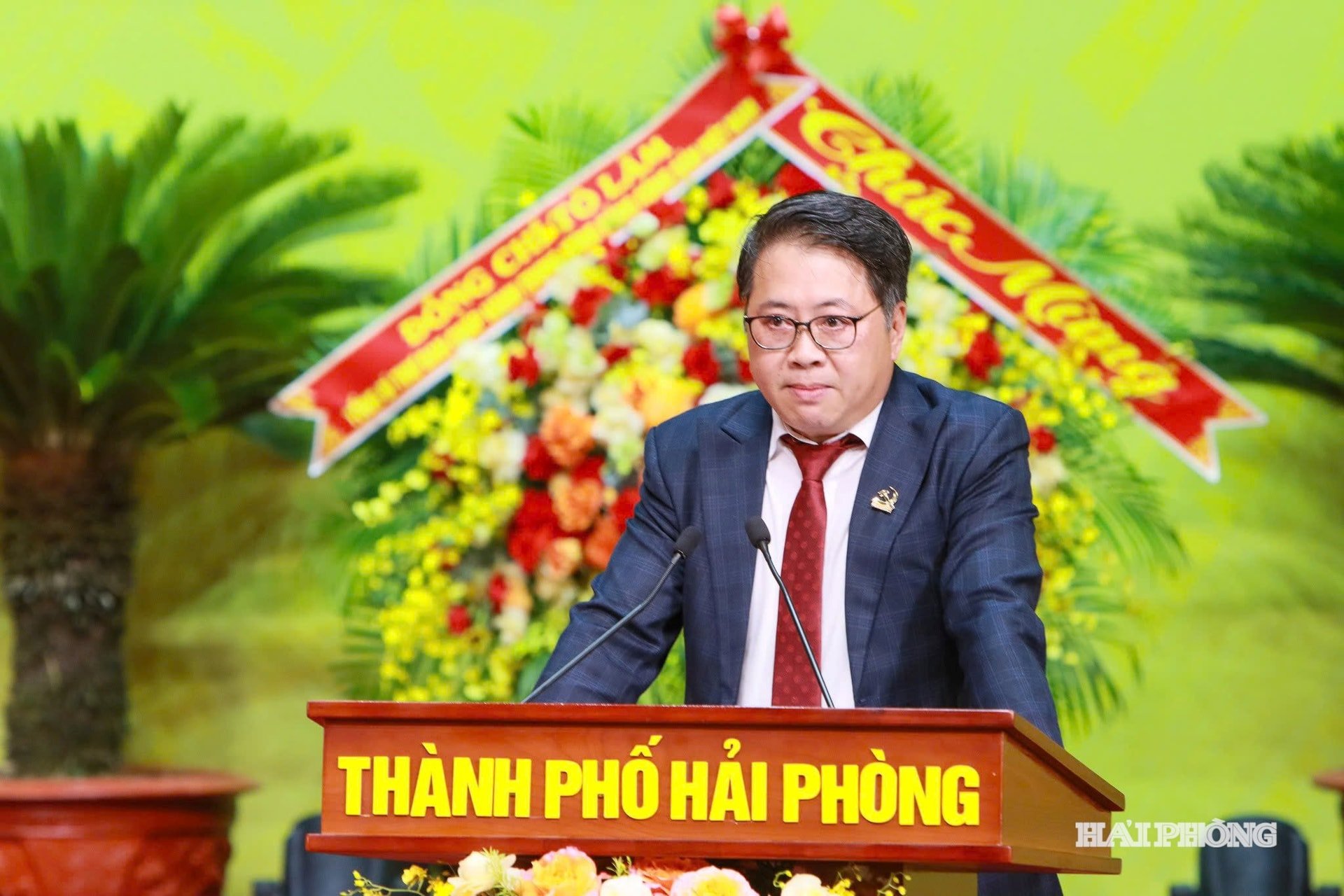 ង្វៀន-ថាញ់-ហួង.jpg
