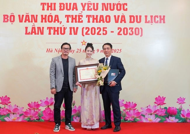 Nhà hát Kịch Việt Nam: Phong trào thi đua yêu nước góp phần nâng tầm thương hiệu của Nhà hát - Ảnh 2.