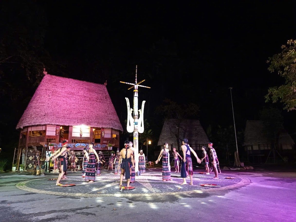 La culture montagnarde de Quang Nam est l'un des nombreux atouts qui attirent les touristes. Photo : TRUC NGUYEN