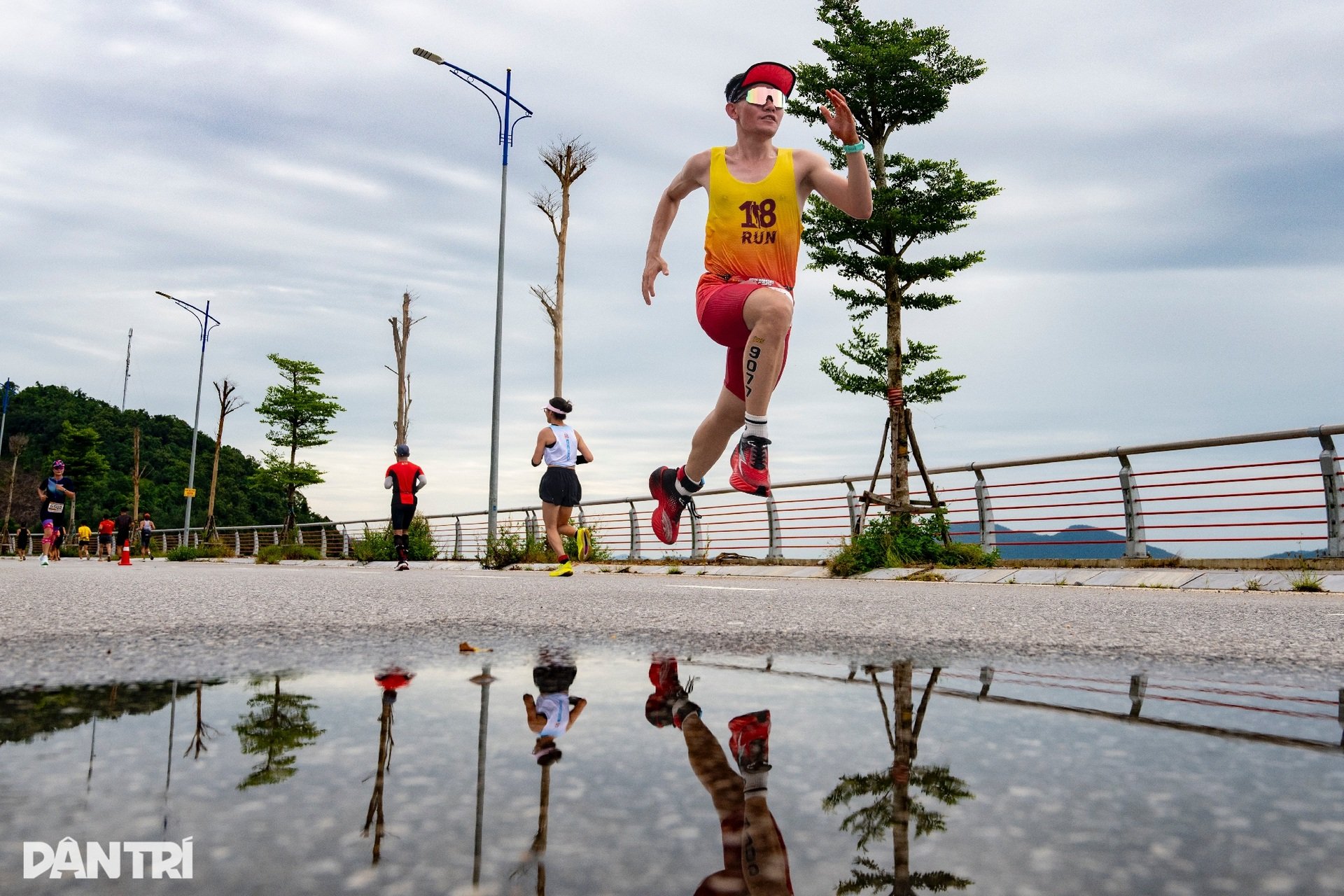 Xé gió, rẽ sóng, chiến binh Aqua Warriors Vân Đồn 2025 quyết liệt tranh tài - 14