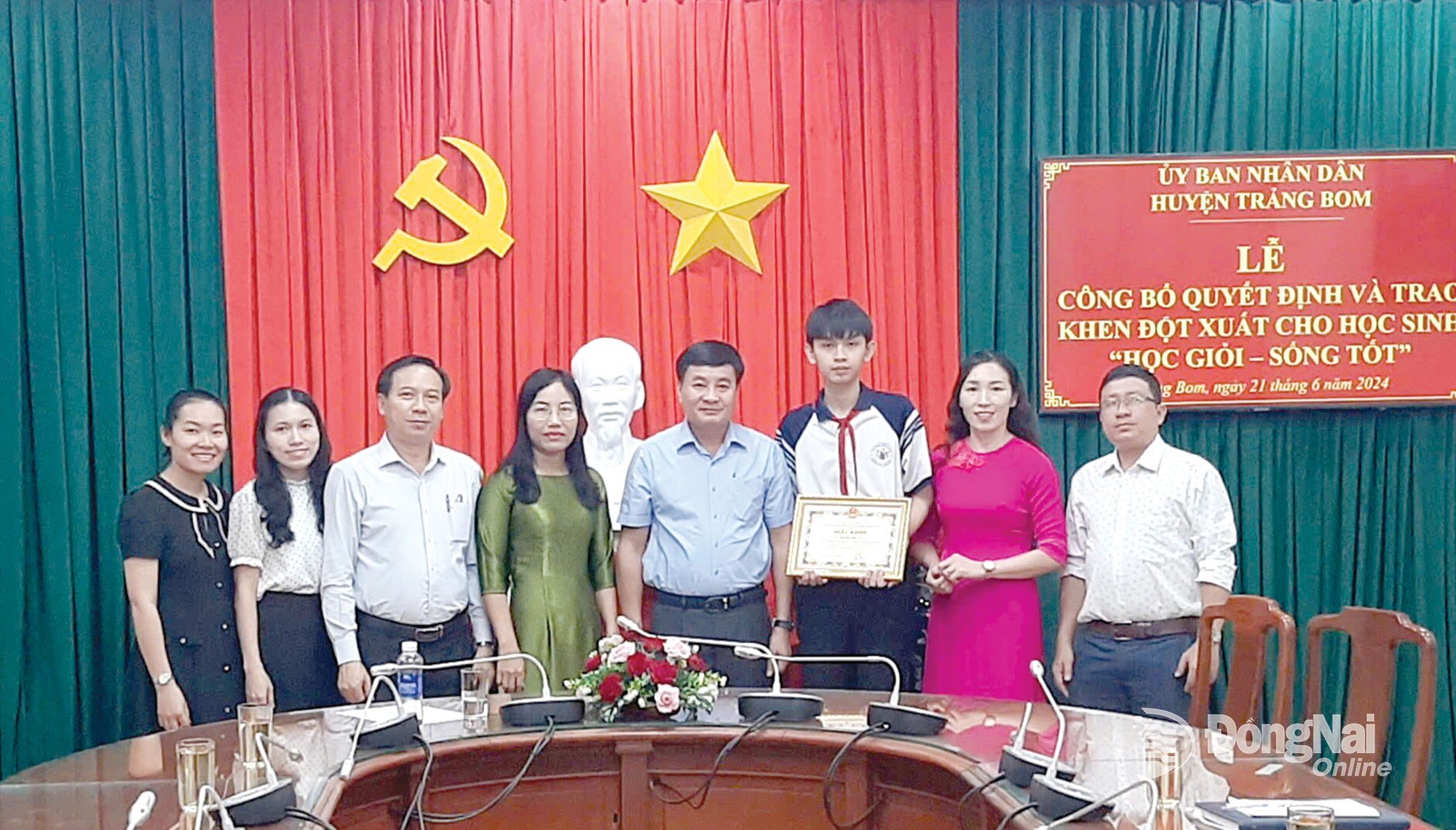 Em Nguyễn Đức An, học sinh lớp 9 của Trường TH-THCS-THPT tư thục Trần Đại Nghĩa đậu lớp chuyên Toán, Trường phổ thông Năng khiếu thuộc Đại học Quốc gia Thành phố Hồ Chí Minh năm học 2023-2024.