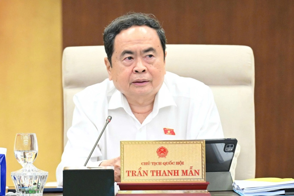 Loạt thay đổi quan trọng của Luật Viên chức, hết cảnh biên chế suốt đời - 4