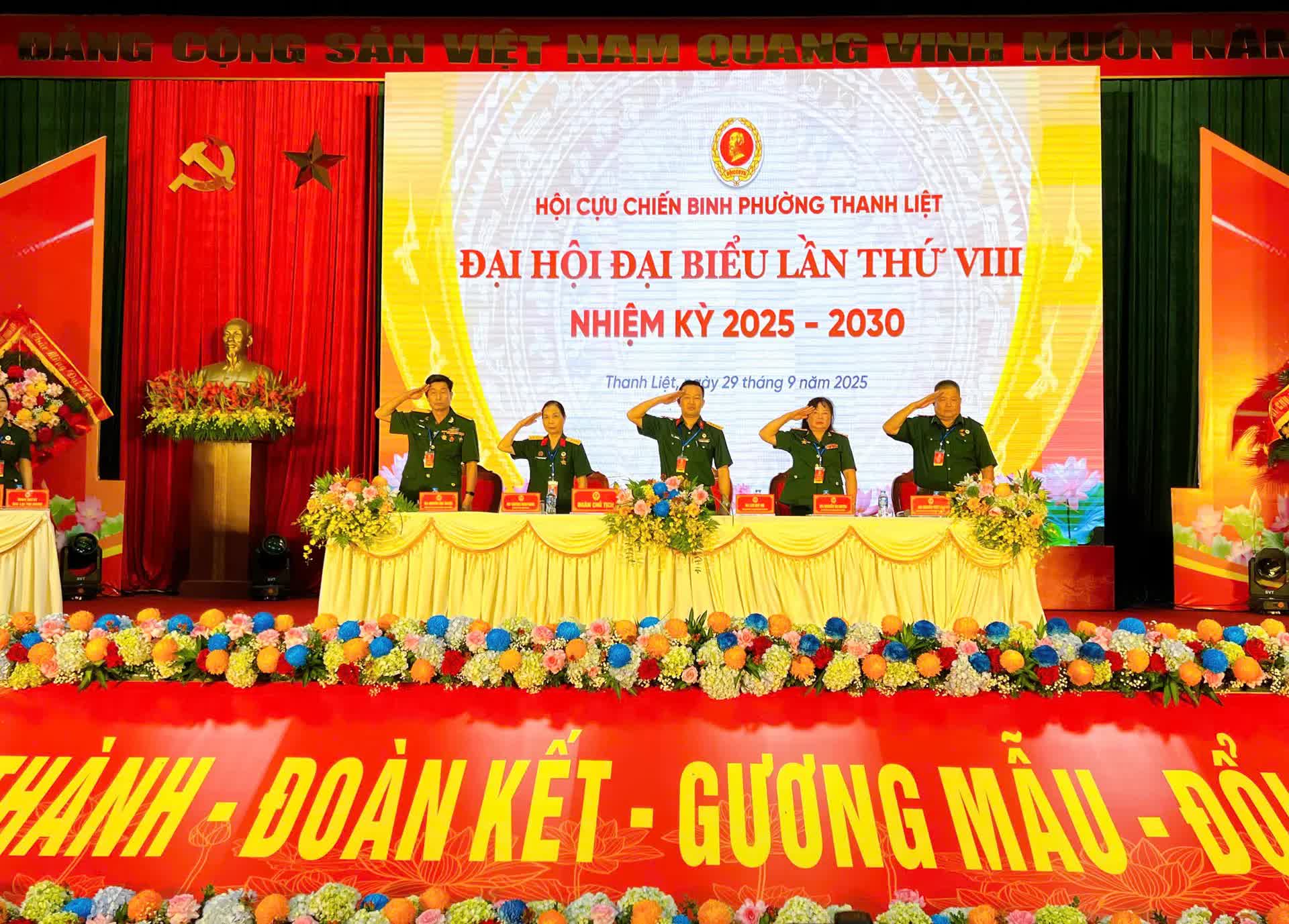 Cựu chiến binh phường Thanh Liệt: Phát huy phẩm chất Bộ đội cụ Hồ gương mẫu đi đầu trong thời kỳ đổi mới- Ảnh 3.