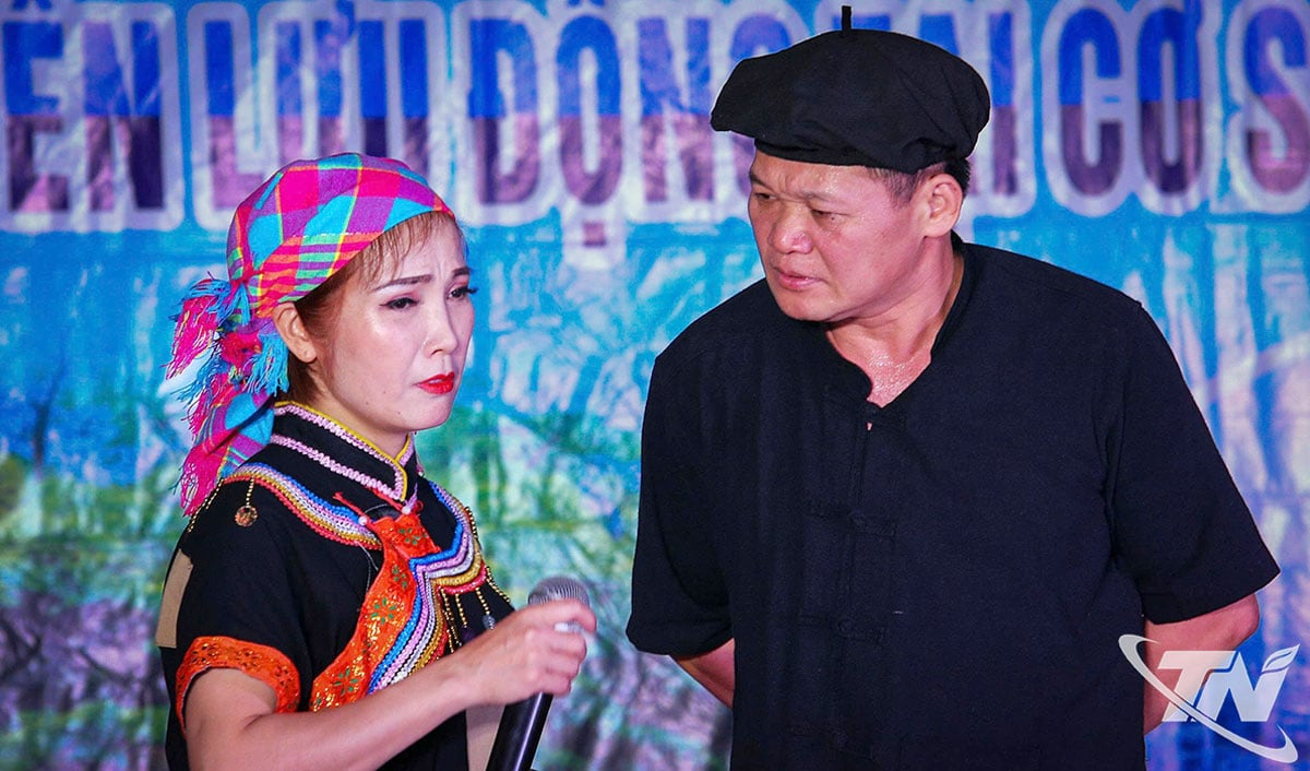 ការ​ឃោសនា​ក្នុង​ទម្រង់​នៃ​ការ​ធ្វើ​ជា​ល្ខោន​ជួយ​មនុស្ស​ក្នុង​ការ​ចងចាំ និង​យល់​បាន​យ៉ាង​ងាយ។