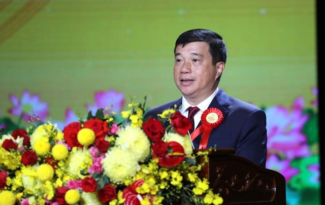 Phó chủ tịch nước Võ Thị Ánh Xuân phát động thi đua yêu nước tại Lâm Đồng - Ảnh 7.