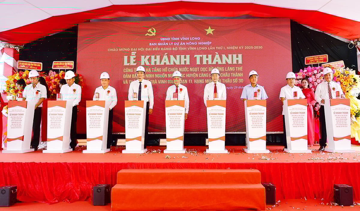 ថ្នាក់ដឹកនាំខេត្ត និងប្រតិភូខេត្តបានធ្វើពិធីសម្ពោធគម្រោង។