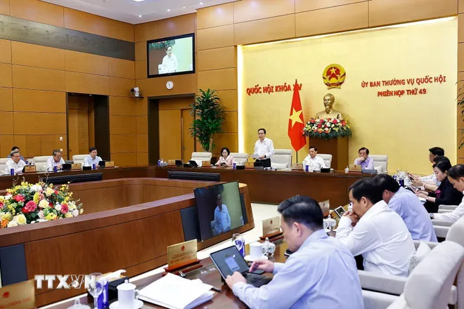 Quốc hội sẽ xem xét thông qua gần 50 dự án luật, nghị quyết tại Kỳ họp thứ 10 - Ảnh 1.