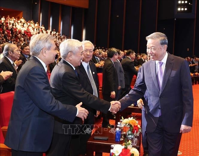 Photo caption