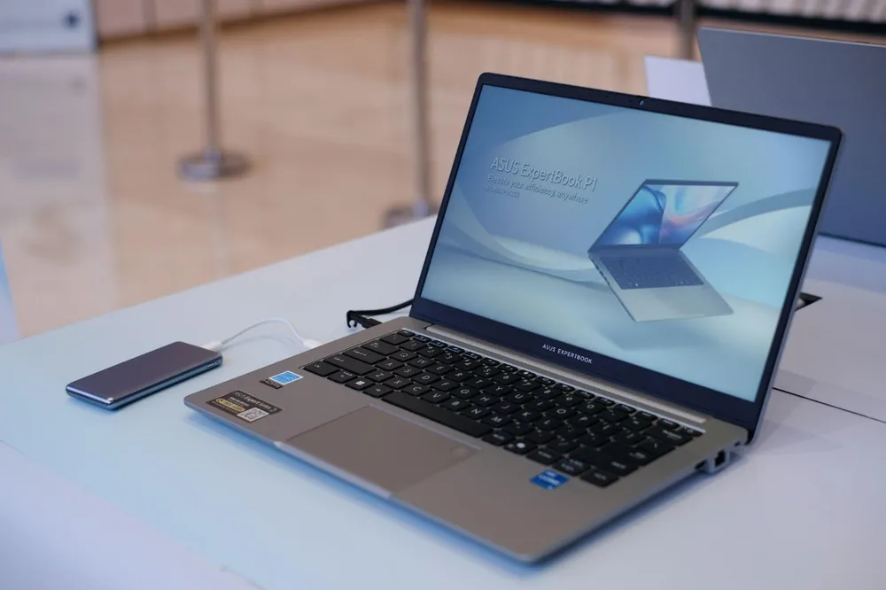 ASUS ExpertBook P1 - ម៉ូដែលកុំព្យូទ័រយួរដៃអាជីវកម្ម 