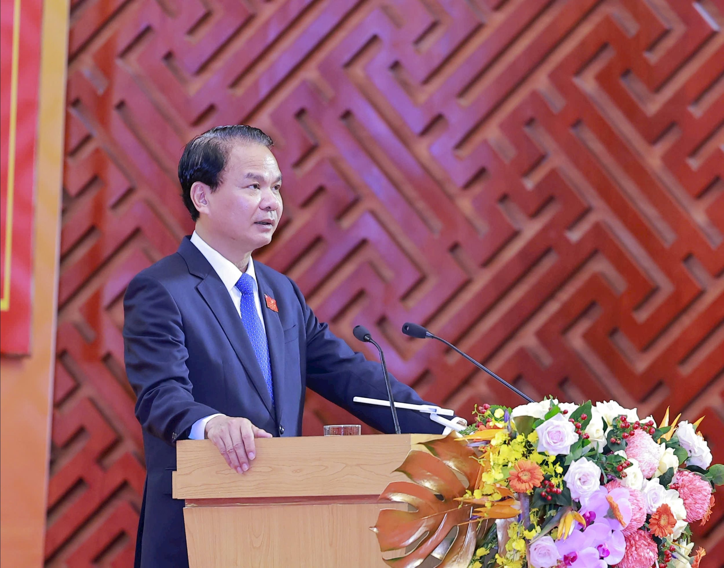 លោក Dang Xuan Phong
