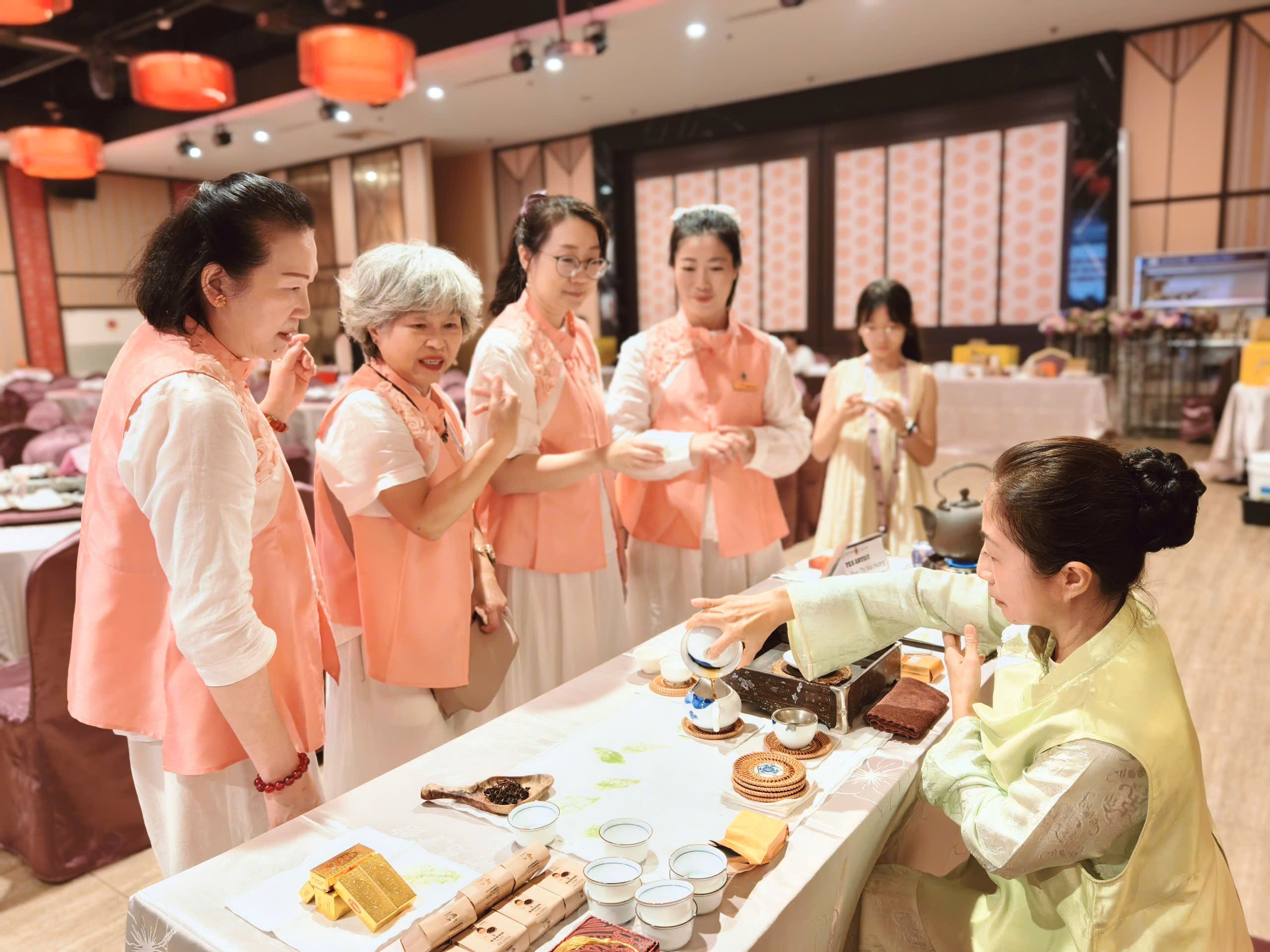 Kết nghĩa Hội trà Tùng Lĩnh Nam Đầu: Đưa văn hóa trà Việt đến bạn bè quốc tế - Ảnh 8.