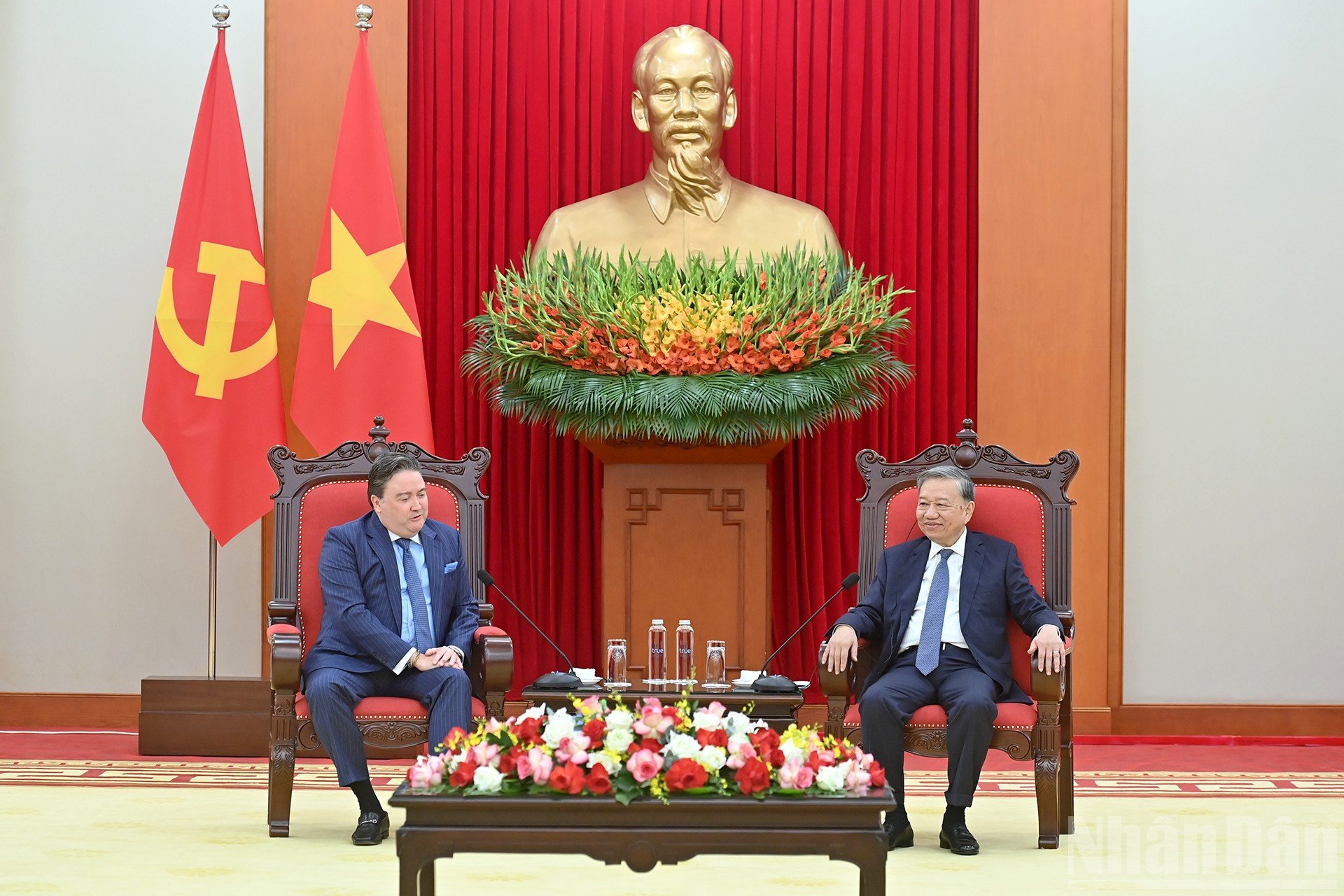 ndo_br_a5-bnd-9444.jpg