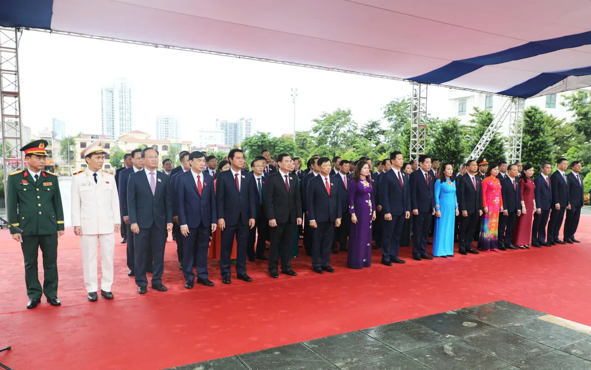  Khai mạc phiên trù bị Đại hội Đảng bộ tỉnh Bắc Ninh lần thứ I, nhiệm kỳ 2025–2030  - Ảnh 1.
