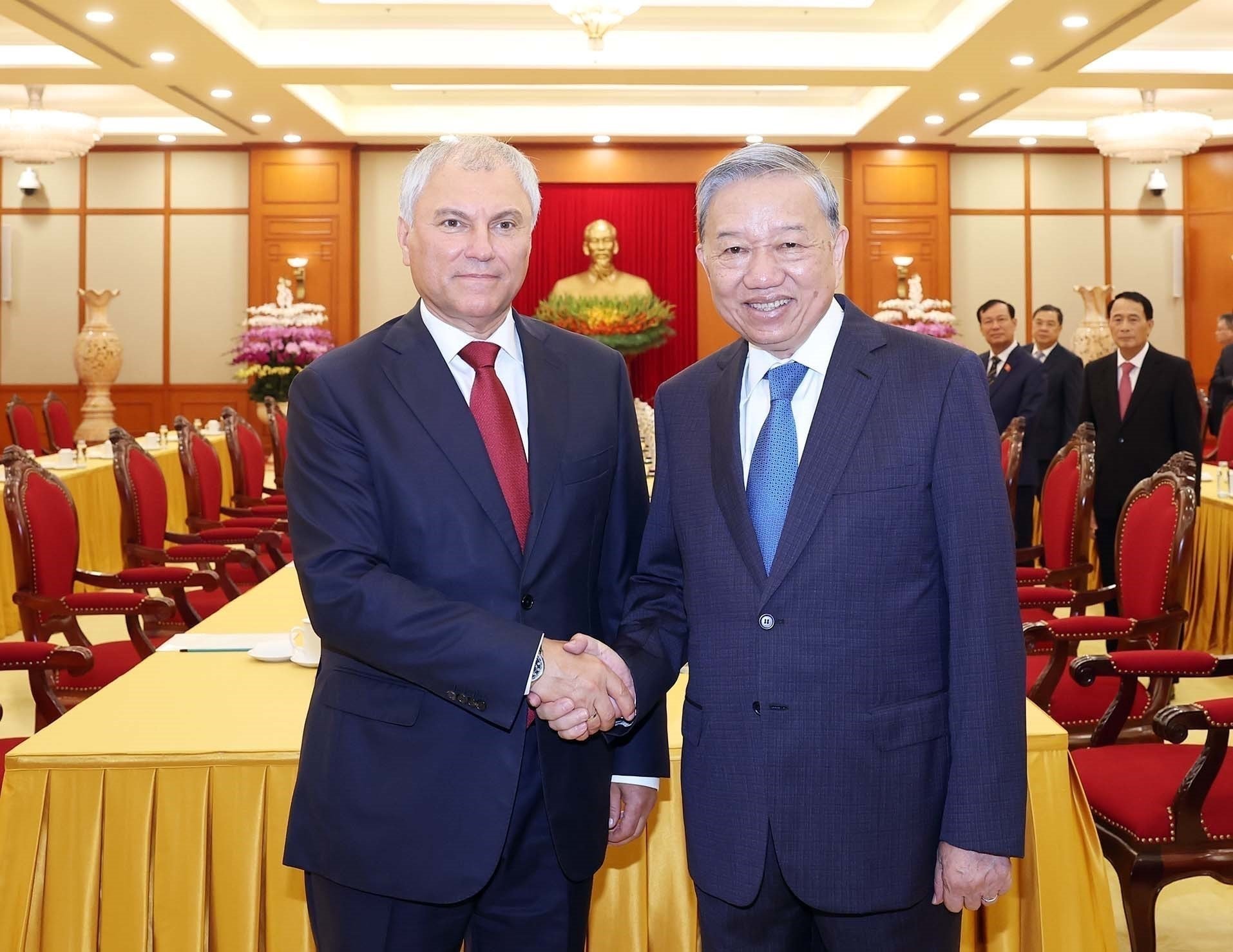 vna_potal_tong_bi_thu_to_lam_tiep_chu_tich_duma_quoc_gia_nga___8303835.jpeg