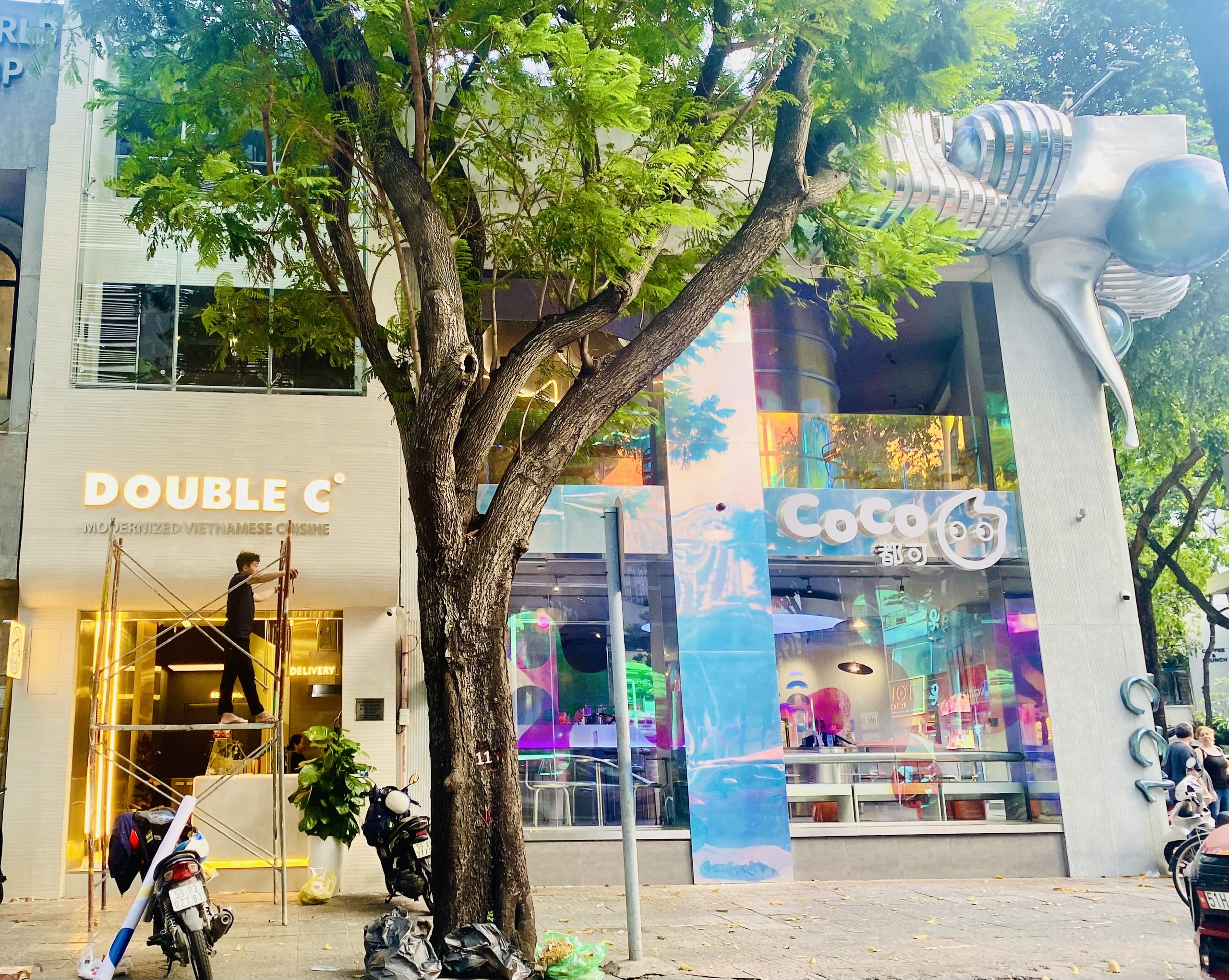 Chuỗi cà phê đua nhau 