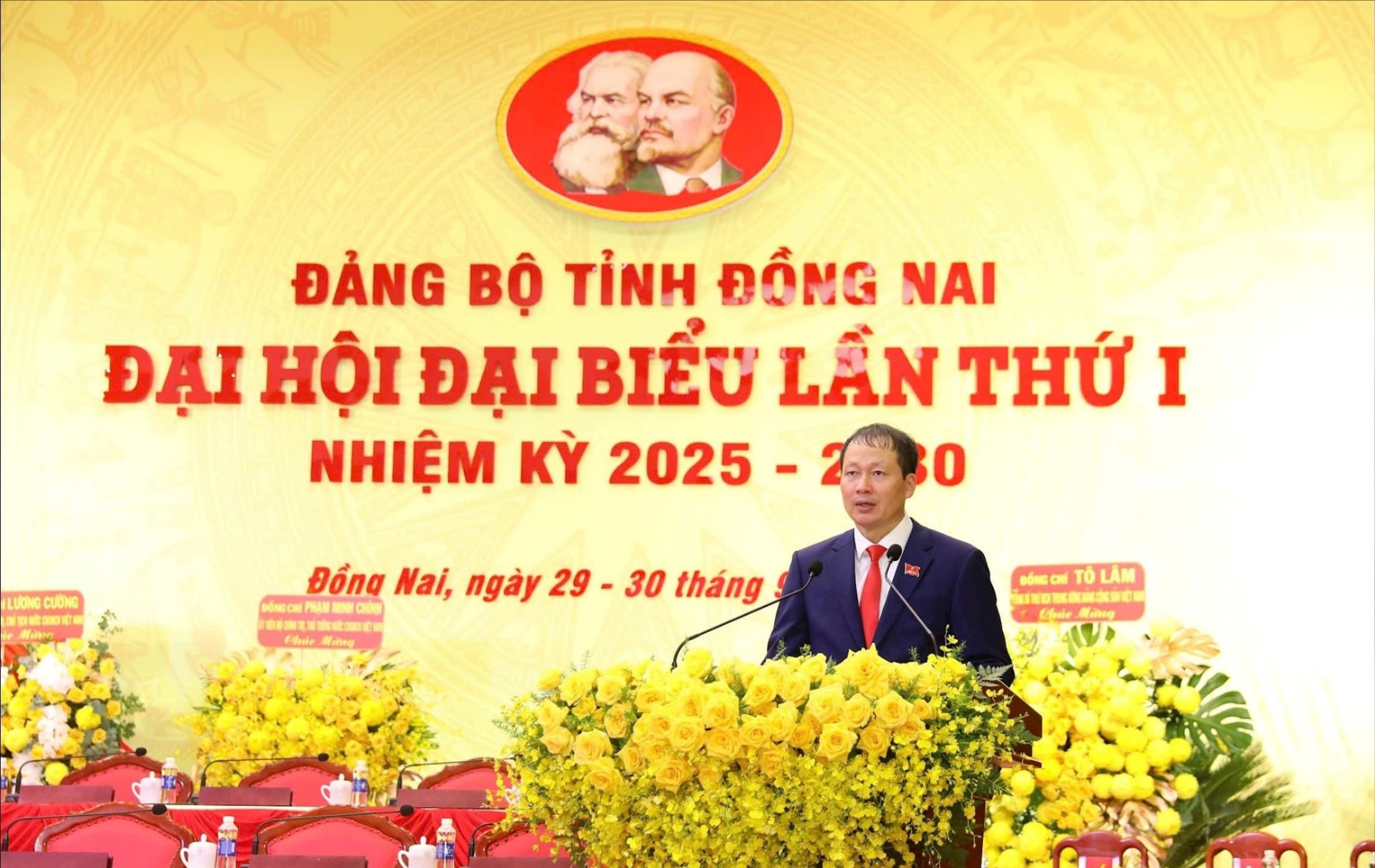 ៧-១-.jpg