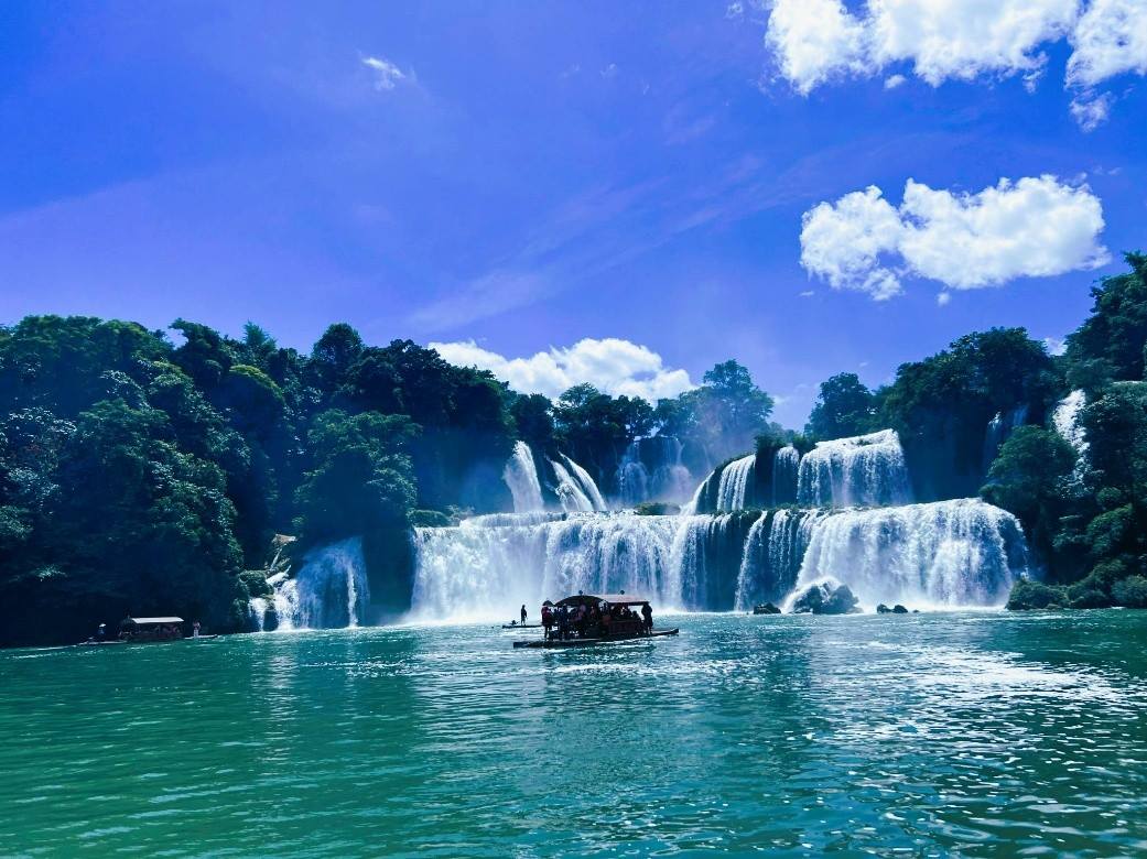 ខ្ញុំជឿអ្នក។