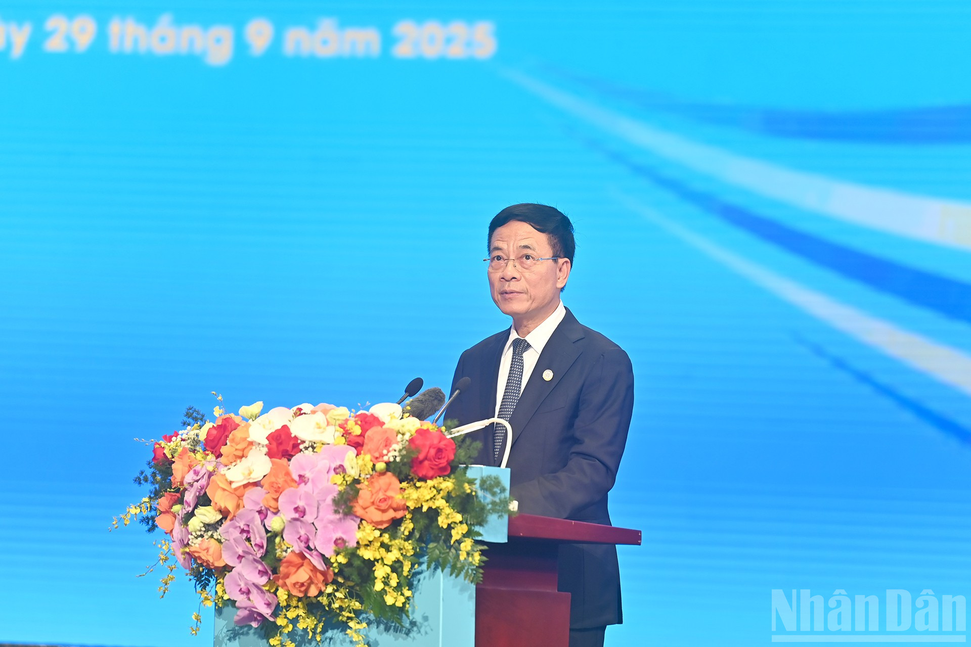 ndo_br_a8-bnd-9257.jpg