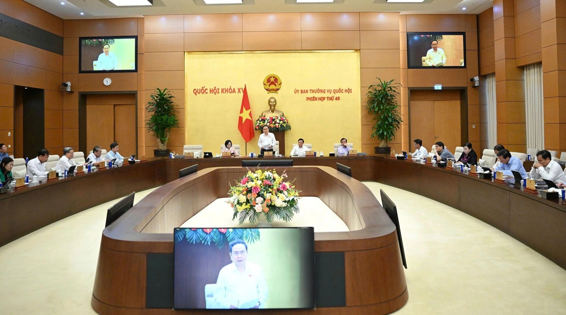 Chủ tịch Quốc hội: Kỳ họp 10 sẽ tiến hành công tác nhân sự - Ảnh 2.