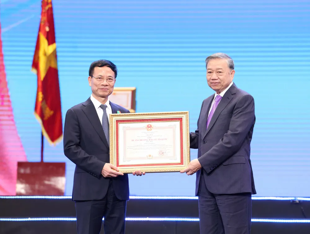 Anh Ky niem Bo KHCN 23.jpg