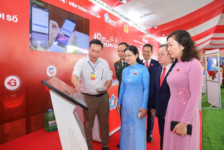 450 đại biểu dự Đại hội Đảng bộ tỉnh Đồng Nai lần 1 - Ảnh 2.