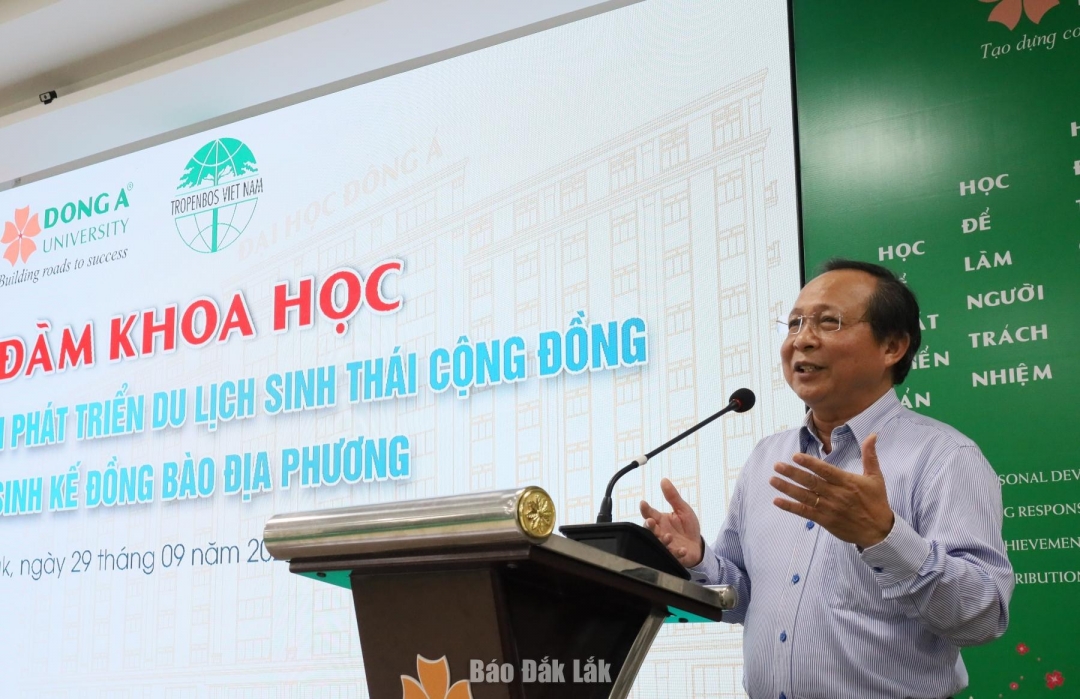 លោក Tran Huu Nghi នាយកមជ្ឈមណ្ឌលស្រាវជ្រាវព្រៃឈើត្រូពិចបានថ្លែងសុន្ទរកថាបើក។