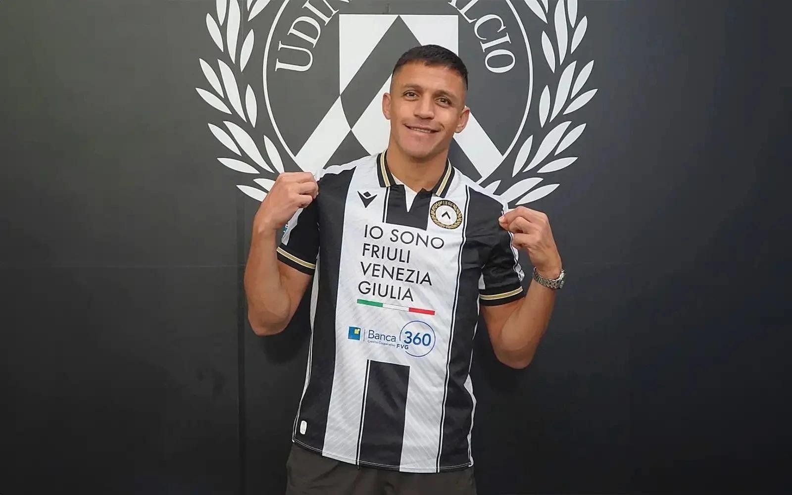 Alexis Sanchez loe sang anh 1