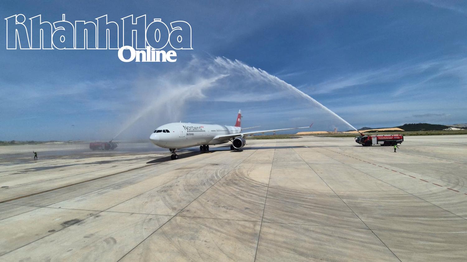 ជើងហោះហើរ Nordwind ទៅកាន់ Cam Ranh ស្វាគមន៍ដោយពិធីបាញ់ទឹក