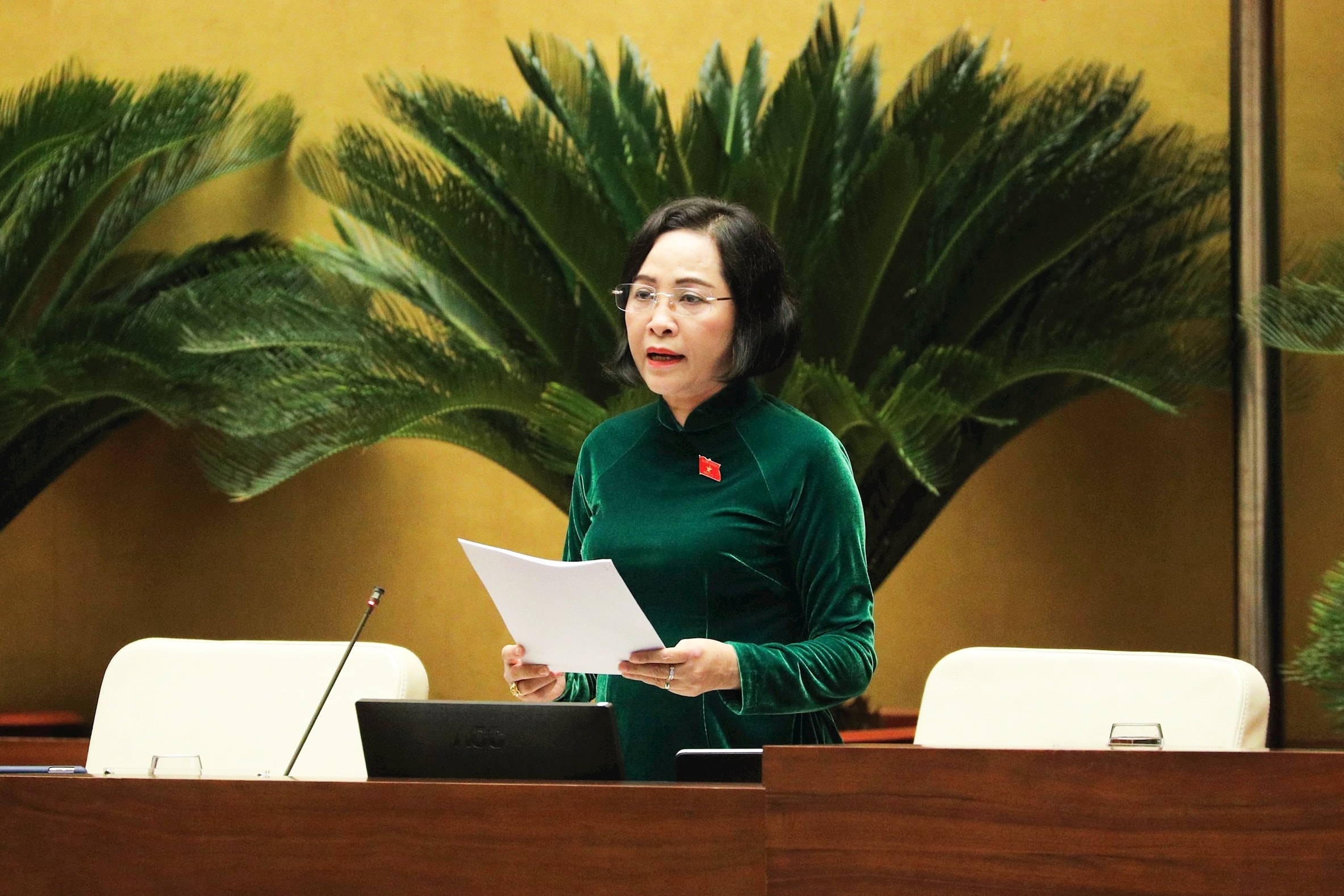 Nguyễn Thi Thanh, a Nemzetgyűlés alelnöke moderálta a tartalmat. Fotó: Ho Long