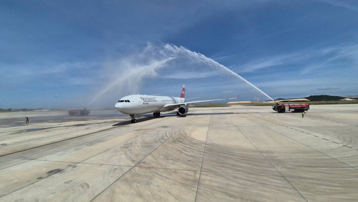 Hàng không Nordwind đưa khách Nga đến Khánh Hòa sau 5 năm tạm ngưng- Ảnh 1.
