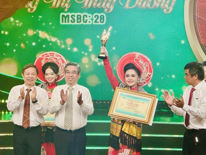 Đặng Thị Thùy Dương đoạt giải 