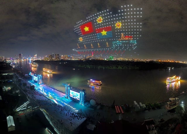 Lễ hội Sông nước Thành phố Hồ Chí Minh năm 2024 đoạt 2 giải Vàng IBA 2025 - Ảnh 3.