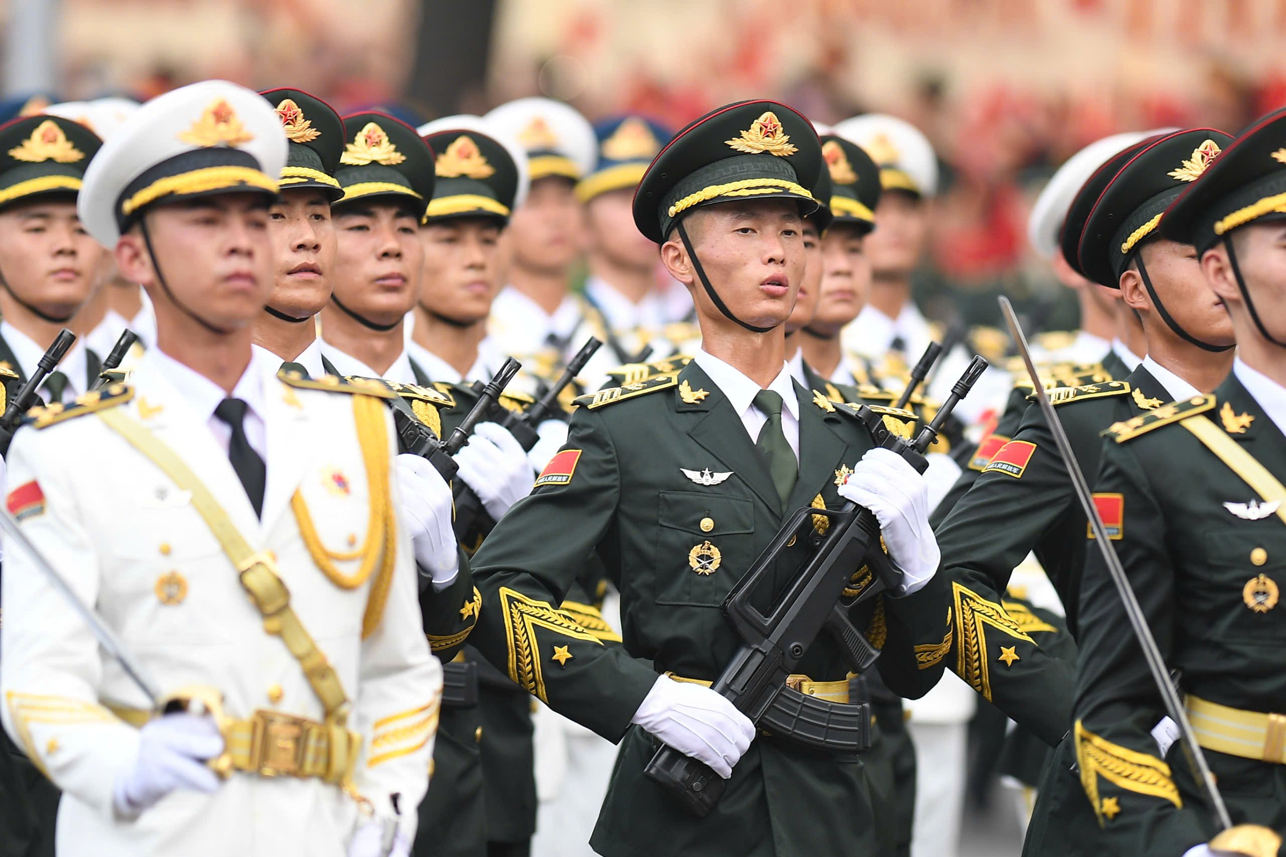 Mengungkap senjata tentara asing yang berpartisipasi dalam parade A80 - Foto 5.