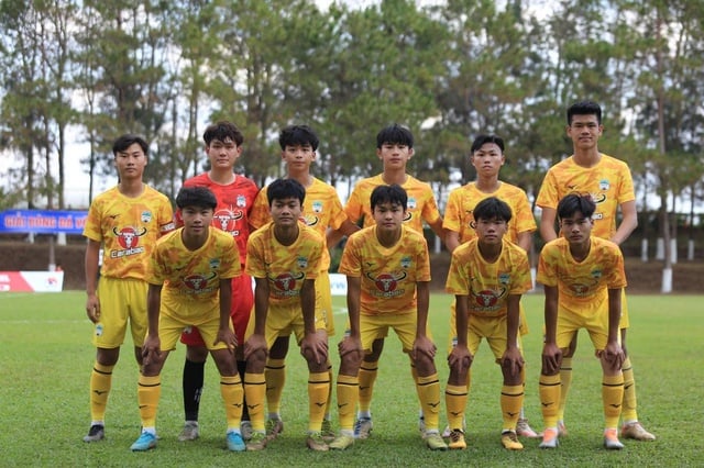 Chuyện chưa kể về 'cây sào' Quang Kiệt cao gần 2 m của đội tuyển Việt Nam- Ảnh 2.