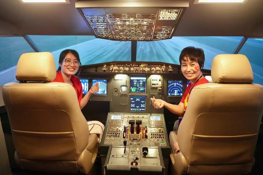 En serie opplevelser som berører patriotiske følelser på Vietnam Exhibition Center - 8