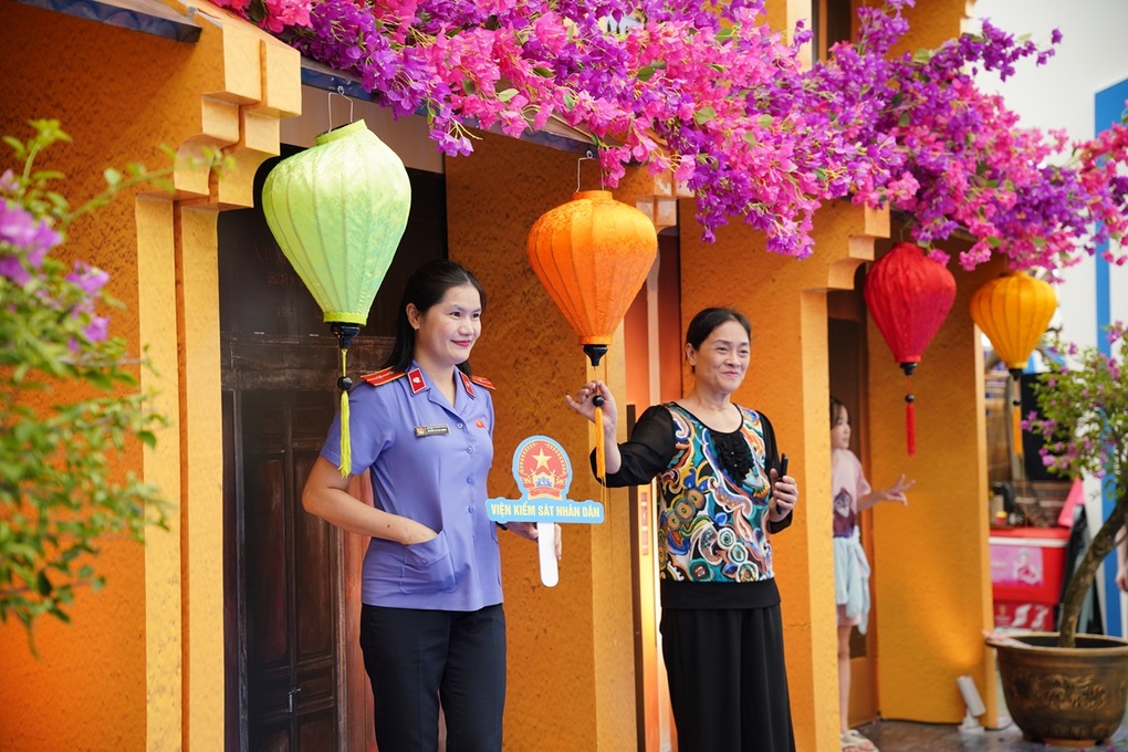 En serie opplevelser som berører patriotiske følelser på Vietnam Exhibition Center - 3