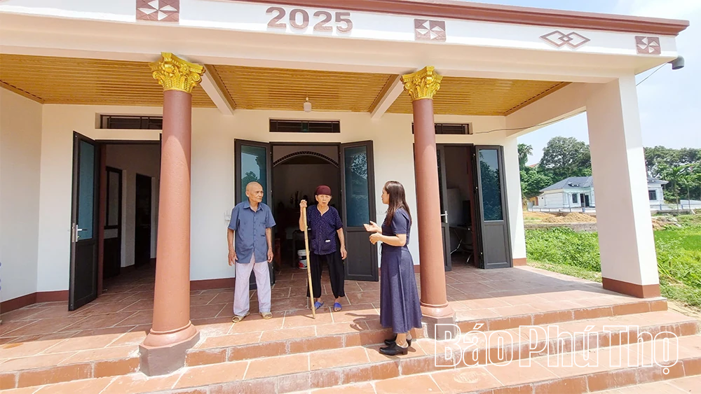 ຮ່ວມ​ມື​ເພື່ອ​ທີ່​ພັກ​ອາ​ໄສ​ຜູ້​ທຸກ​ຍາກ​