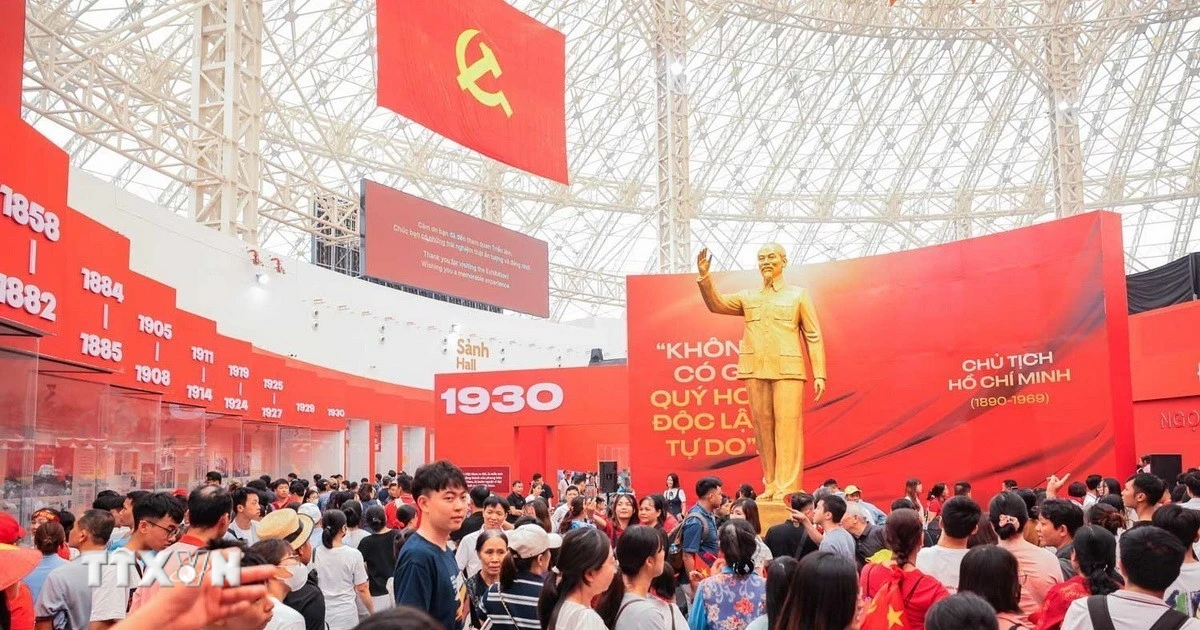 Hà Nội đón hơn 2 triệu lượt khách dịp nghỉ lễ 80 năm Quốc khánh