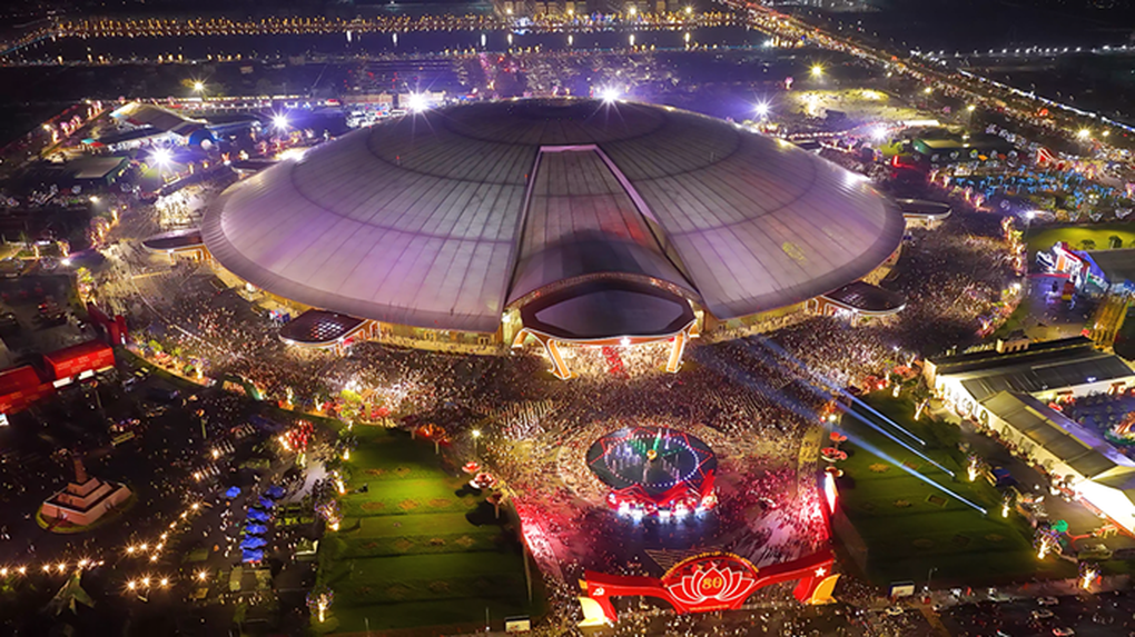 En serie opplevelser som berører patriotiske følelser på Vietnam Exhibition Center - 1