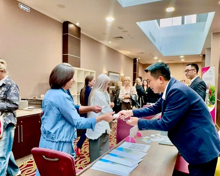 Xúc tiến du lịch Việt Nam tại Irkutsk - điểm kết nối chiến lược giữa Nga và châu Á - Ảnh 10.