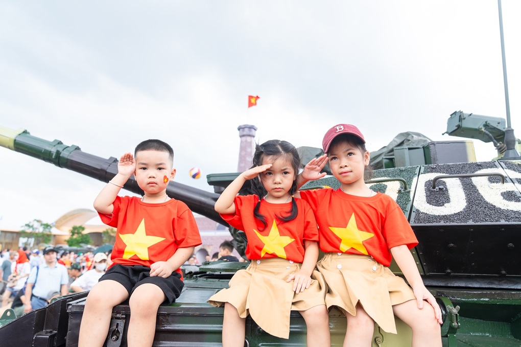 En serie opplevelser som berører patriotiske følelser på Vietnam Exhibition Center - 12